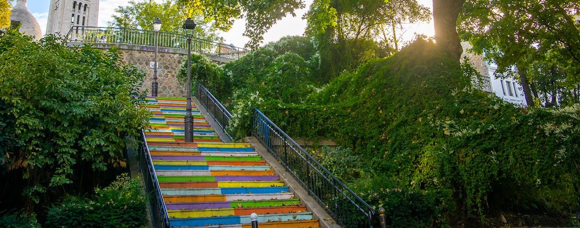 À FACETTES - Créer • Produire • Coordonner